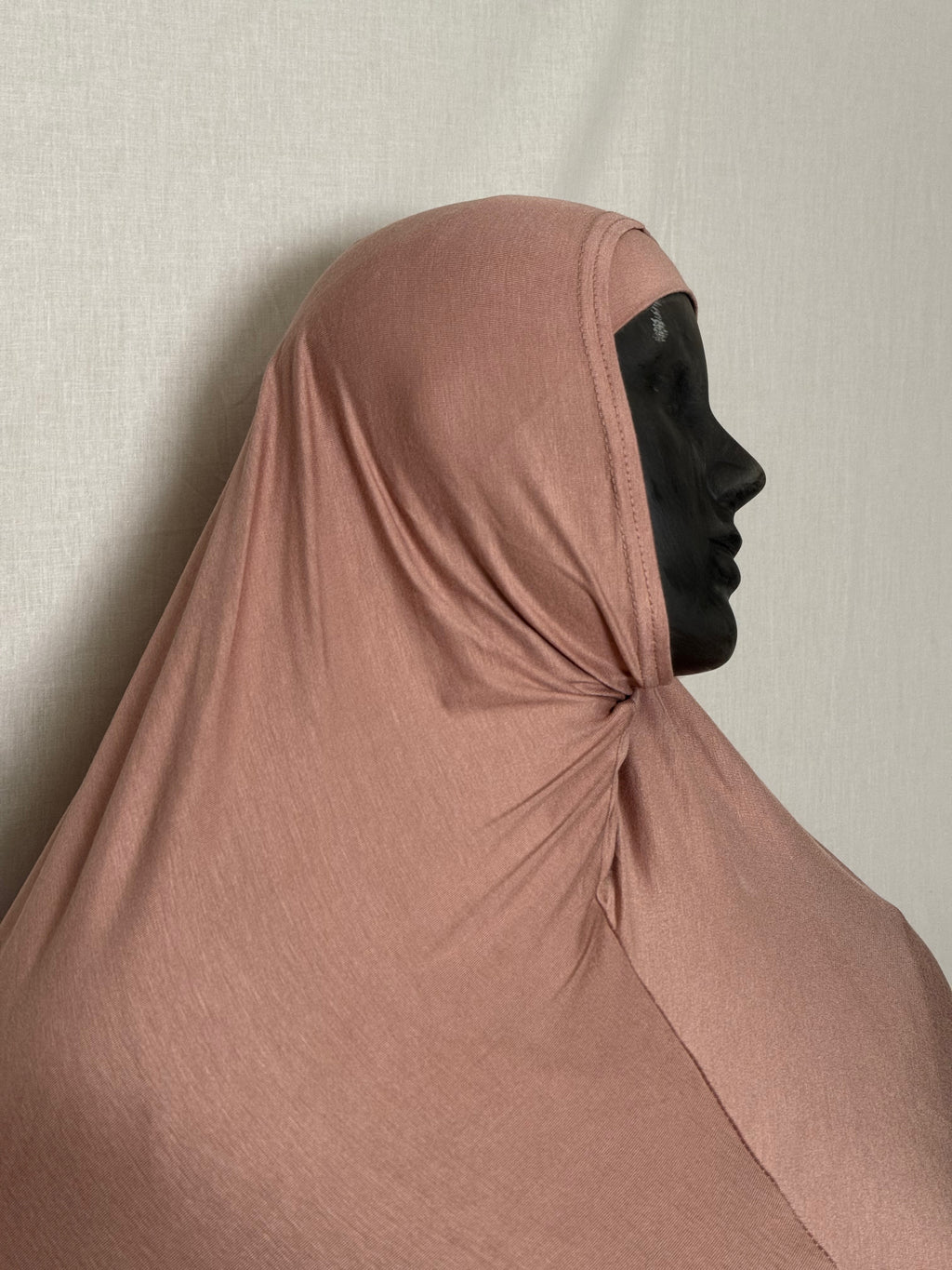Mink AMIRA huivi – lämmin sävyinen hijab alushuivilla musliminaisille, pehmeä ja tyylikäs