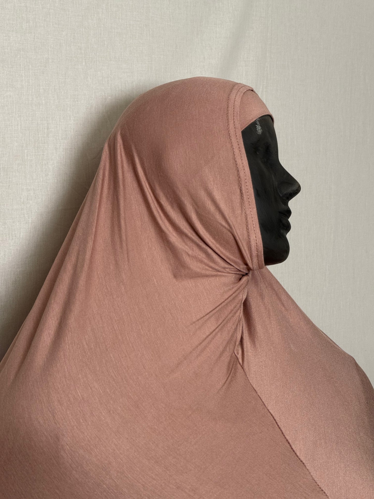 Mink AMIRA huivi – lämmin sävyinen hijab alushuivilla musliminaisille, pehmeä ja tyylikäs