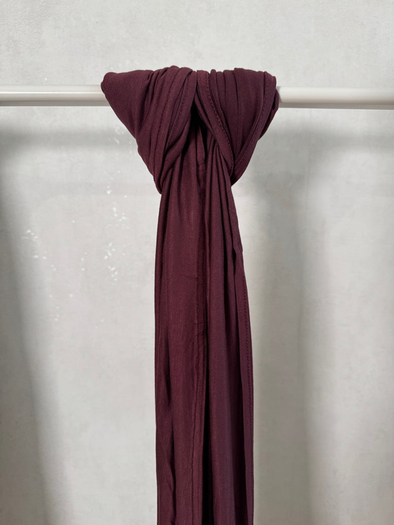 Premium Jersey huivi winered – viininpunainen puuvillaviskoosi hijab musliminaisille, mukava ja hengittävä