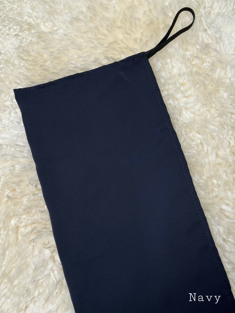 Puoli niqab navy medina silk -kankaasta, kevyt ja hengittävä, kuminauhakiinnitys, musliminaisille, suomalainen verkkokauppa