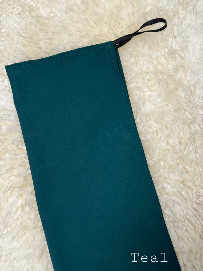 Puoli niqab teal medina silk -kankaasta, kevyt ja hengittävä, kuminauhakiinnitys, musliminaisille, suomalainen verkkokauppa