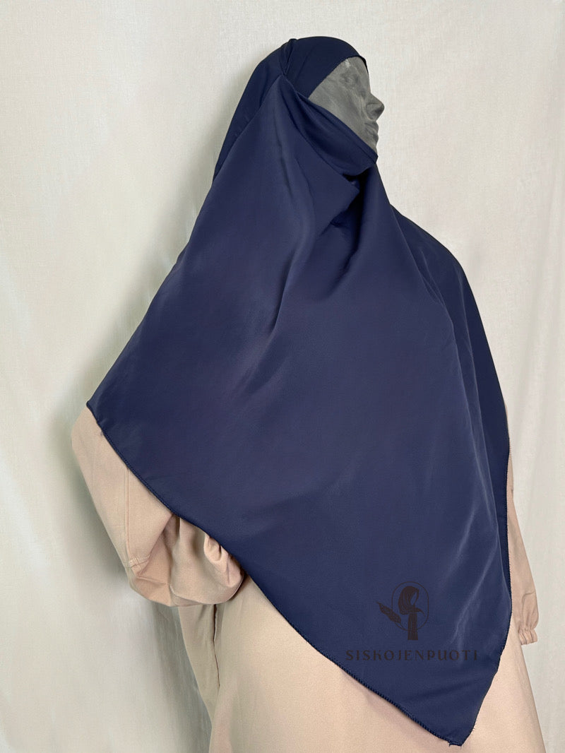 Tummansininen 2-kerroksinen khimar medinasilkistä – tyylikäs ja peittävä hijab musliminaisille